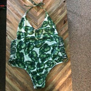 NWOT Tropical leaf one piece